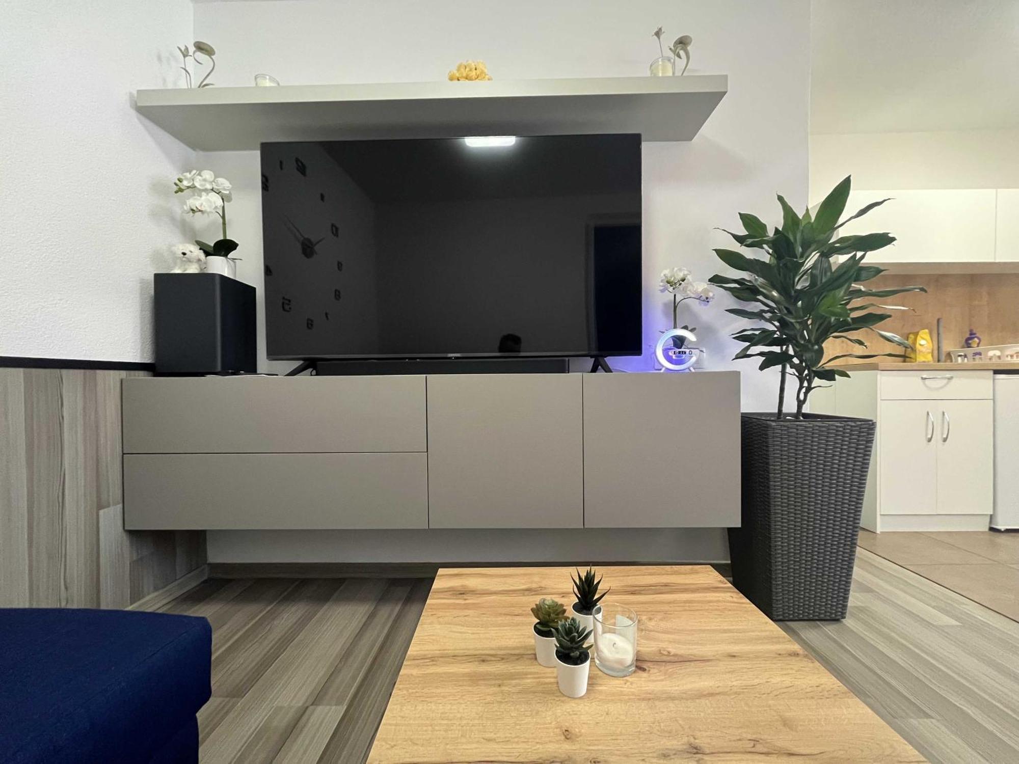Apartment Adam & Eva - Free Wifi, Netflix, Voyo, Iptv, Parking Podcetrtek Exterior photo
